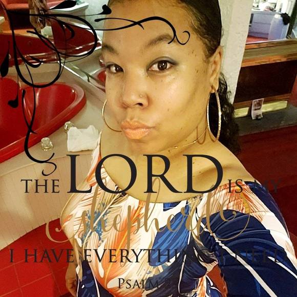 Meet your Posher, Kim - Picture 1 of 1